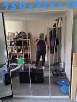 SPIEGELSCHRANK KLEIDERSCHRANK