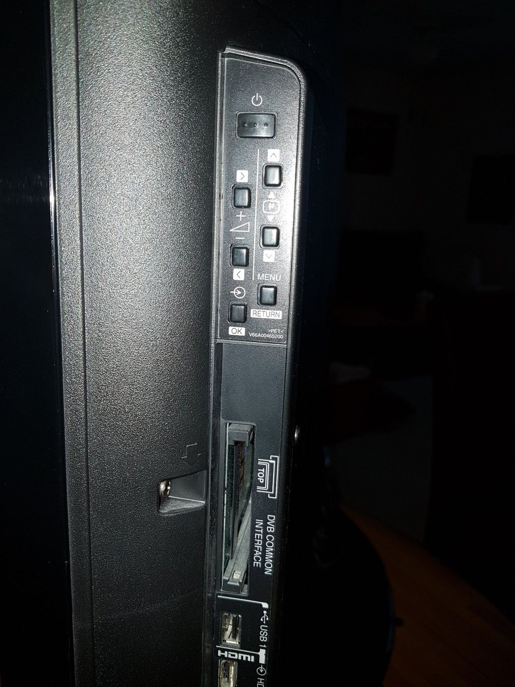 Televisori: TOSHIBA 40RV743 40" – Usato da Zürich venduto da Agios 3