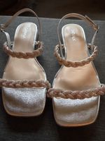 Sandaletten Neu (38)