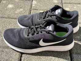 Nike Free RN Grösse 45