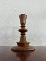 alter gedrechselter Holz Kerzenständer