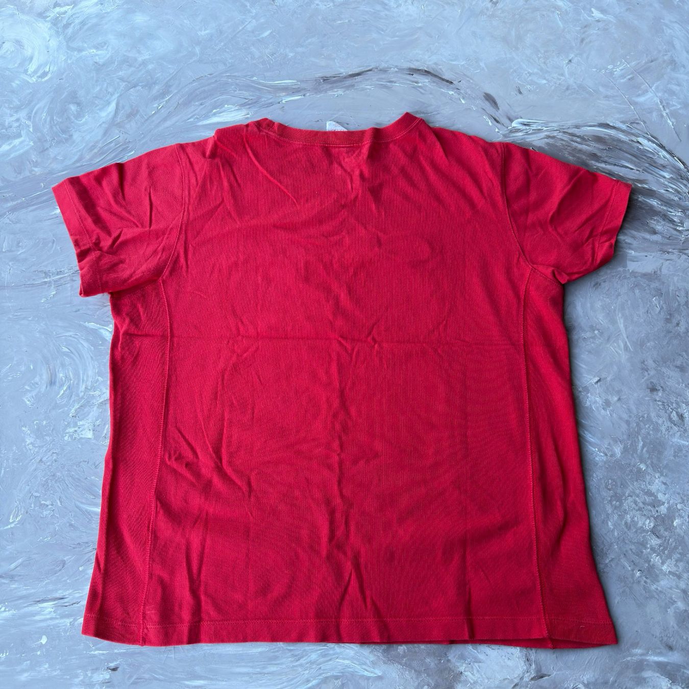 Champion T-shirt: Champion T-Shirt Rouge – Usato da Thônex venduto da Suisse.Shopping 3