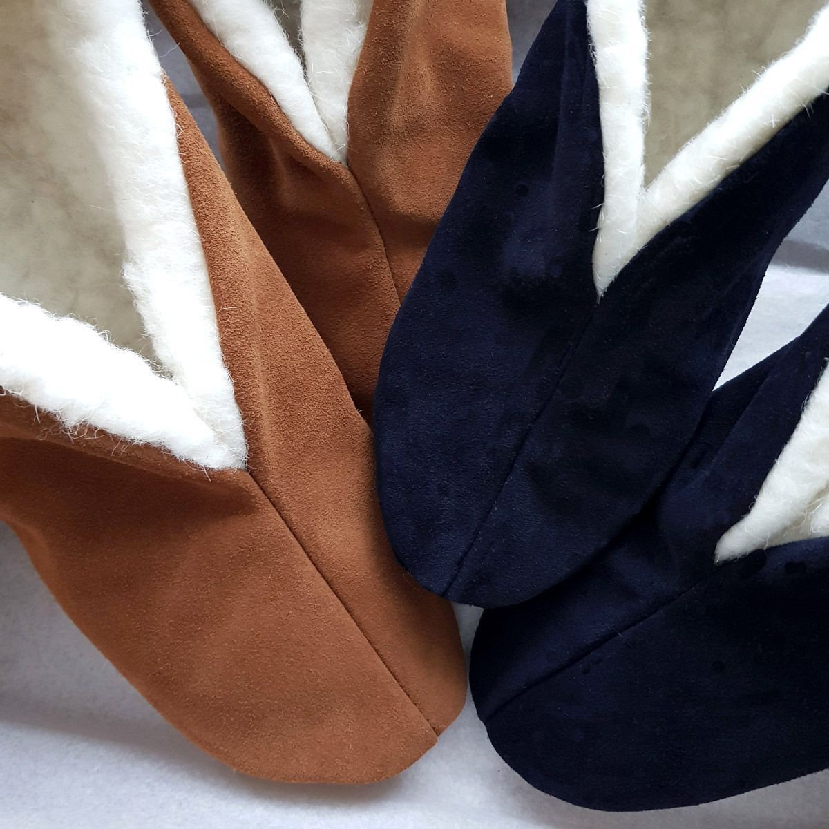 Scarpe da uomo: Hausschuhe: natürlich, mit 100% Lammwolle – Nuovo (secondo la descrizione) da Dübendorf venduto da liism 1