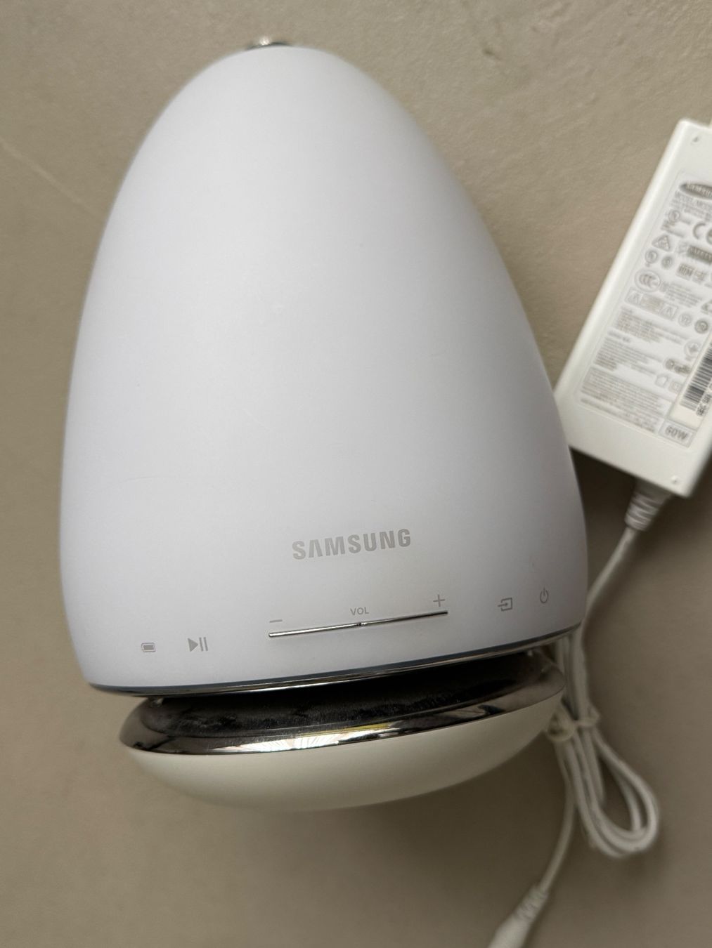 Samsung Casse acustiche: Samsung Wireless Audio 360 R6 Portable – Usato da Niederuzwil venduto da bentorem 5