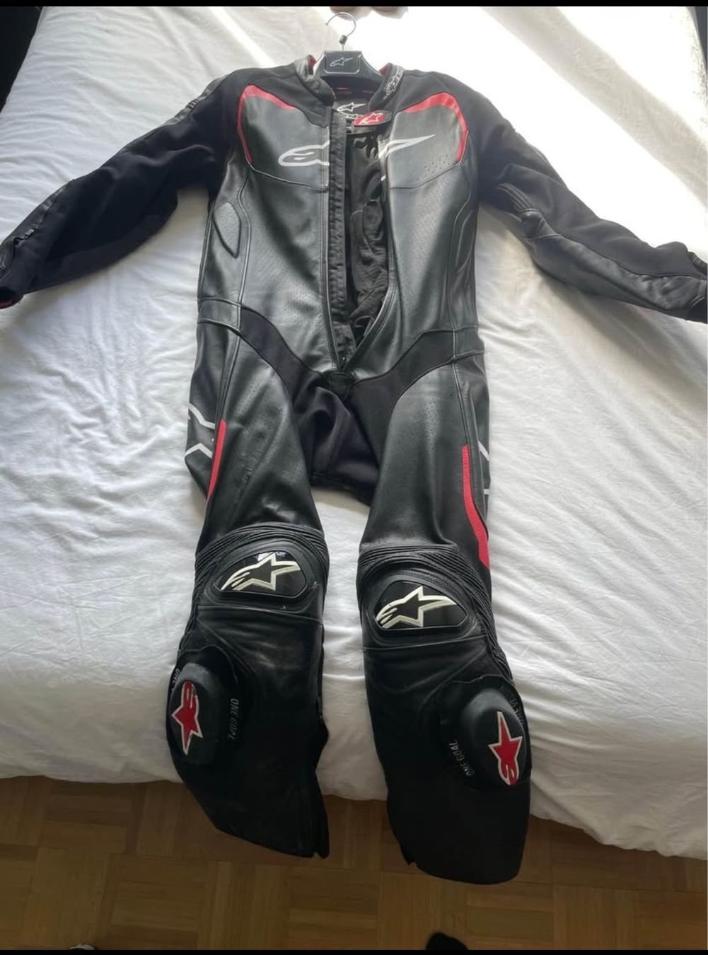 Alpinestars Lotti di vestiti: Combinaison moto Alpinestar – Usato da Genève venduto da Alex.Armada