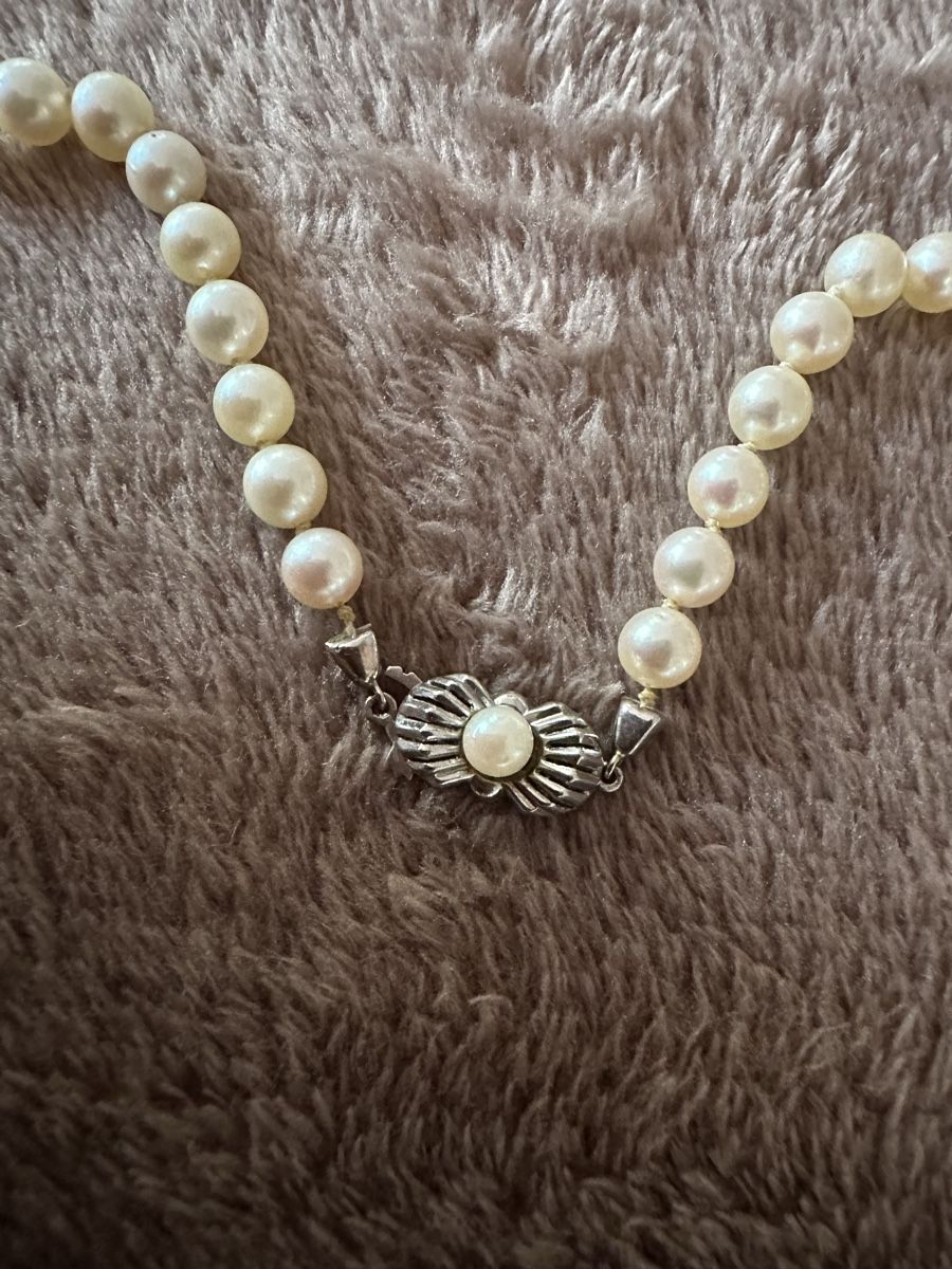 Catenine: Vintage Perlenkette mit Goldverschluss – Usato da Herbriggen venduto da Sehrazade 1