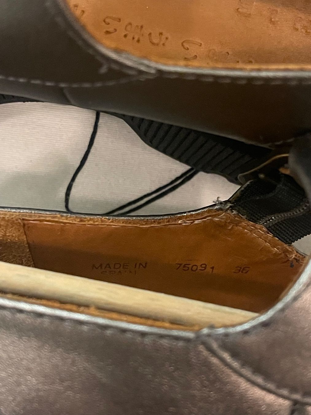 Chie Mihara Scarpe da donna: Chie Mihara Schuhe, Gr. 36, dunkel silber – Nuovo (secondo la descrizione) da Rüschlikon venduto da bur_7r8m 8