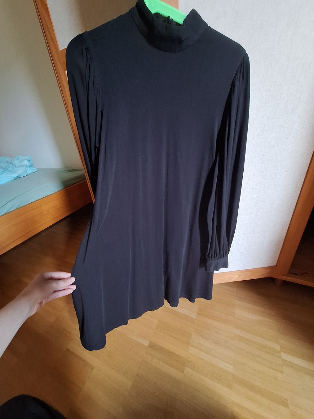 Thinking Mu Vestiti: Thinking Mu schwarzes Kleid Gr. XS – Usato da Riehen venduto da Mamestra 1