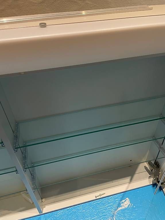 Armoires miroirs: Spiegelschrank  – D'occasion à Au ZH par Bernhard14 3