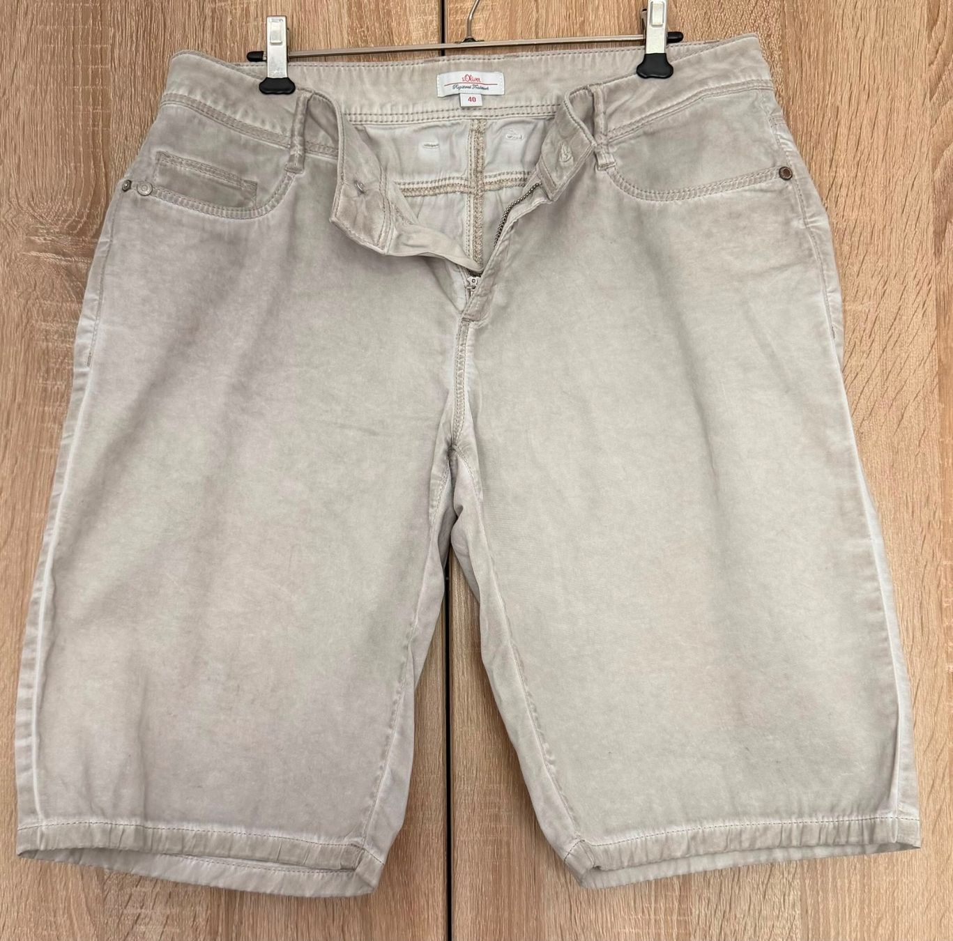 S.Oliver Pantalons: S.Oliver Shorts beige Grösse 40 – D'occasion à Nussbaumen AG par brigitebardot