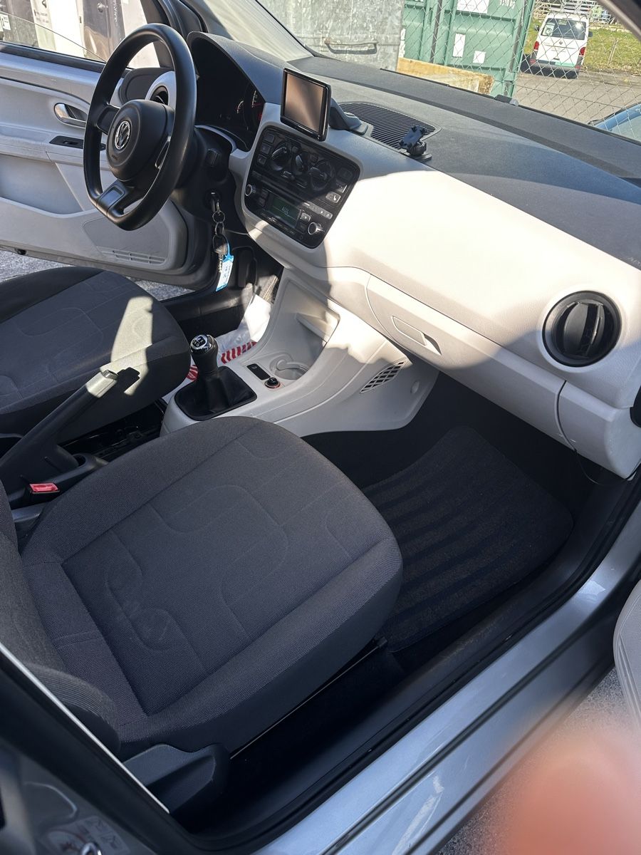 VW Automobili: VW UP 1.0 / MFK 25.02.2026 – Usato da Luzern venduto da Swiss-Garage 3