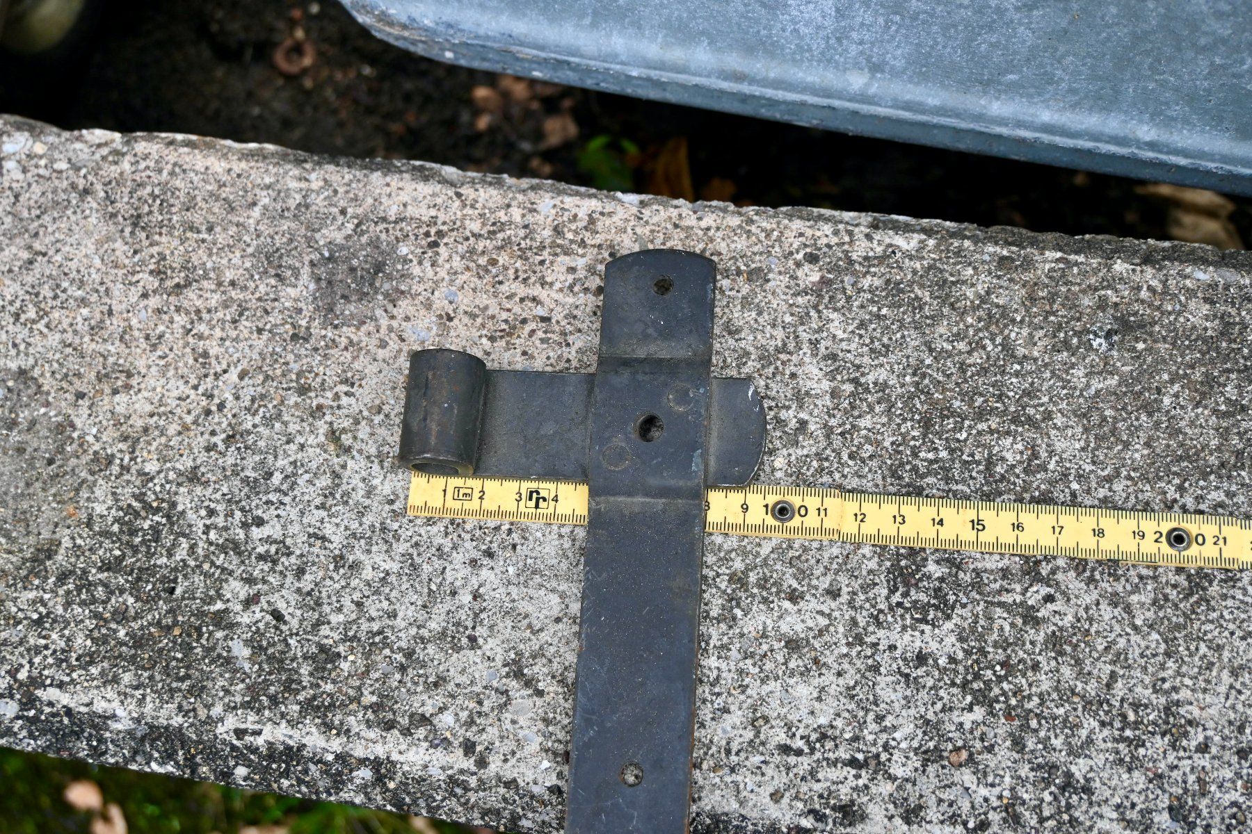 Ferramenta: 2 alte Türwinkelbänder  20 x 24 cm – Usato da Pfaffhausen venduto da mono_rec 8