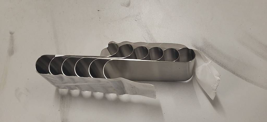 Supporti a parete: Universalhalterung Chromstahl Gastro – Usato da Rheineck venduto da inf_kv7d