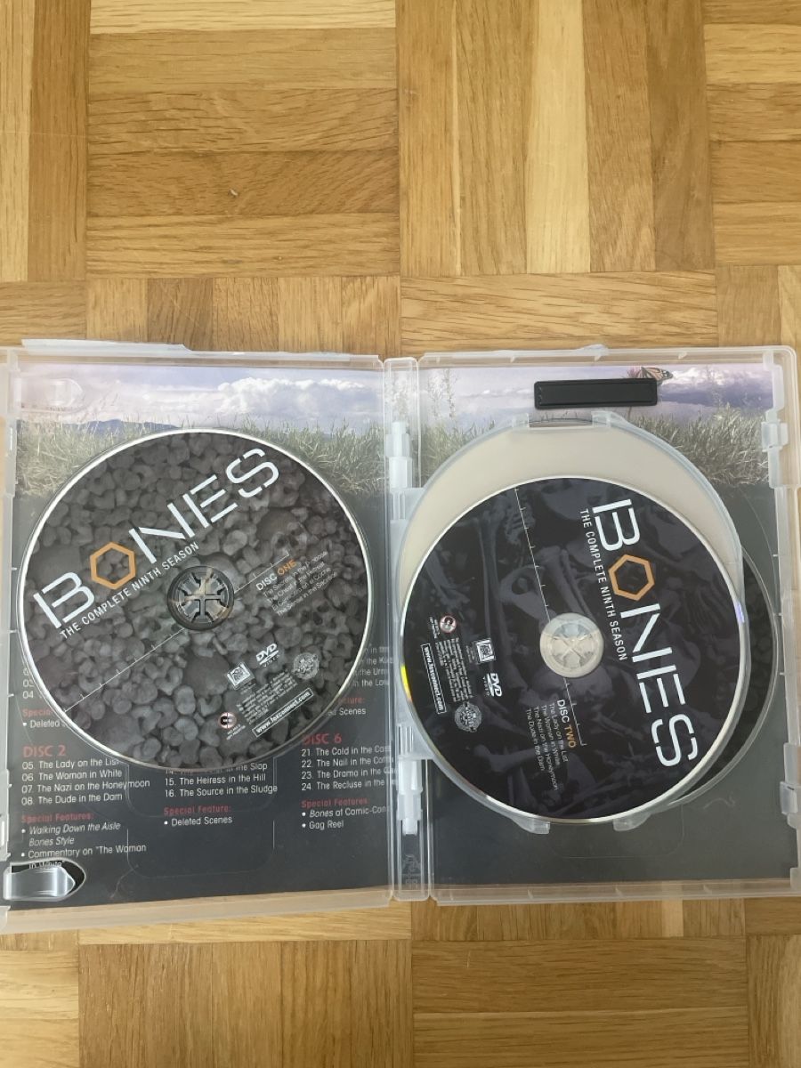 Tutti i DVDs: Bones-The complete Ninth season – Nuovo (secondo la descrizione) da Zürich venduto da David.zh 2