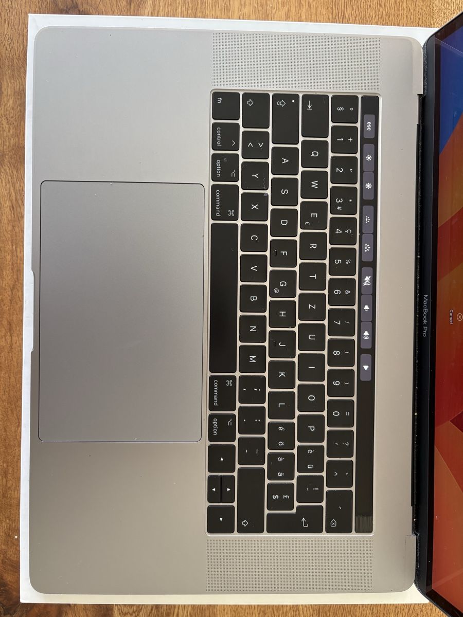 Apple Notebooks: Macbook Pro, 15inch, 16GB 2017 – Gebraucht aus Jona von Dearr 6