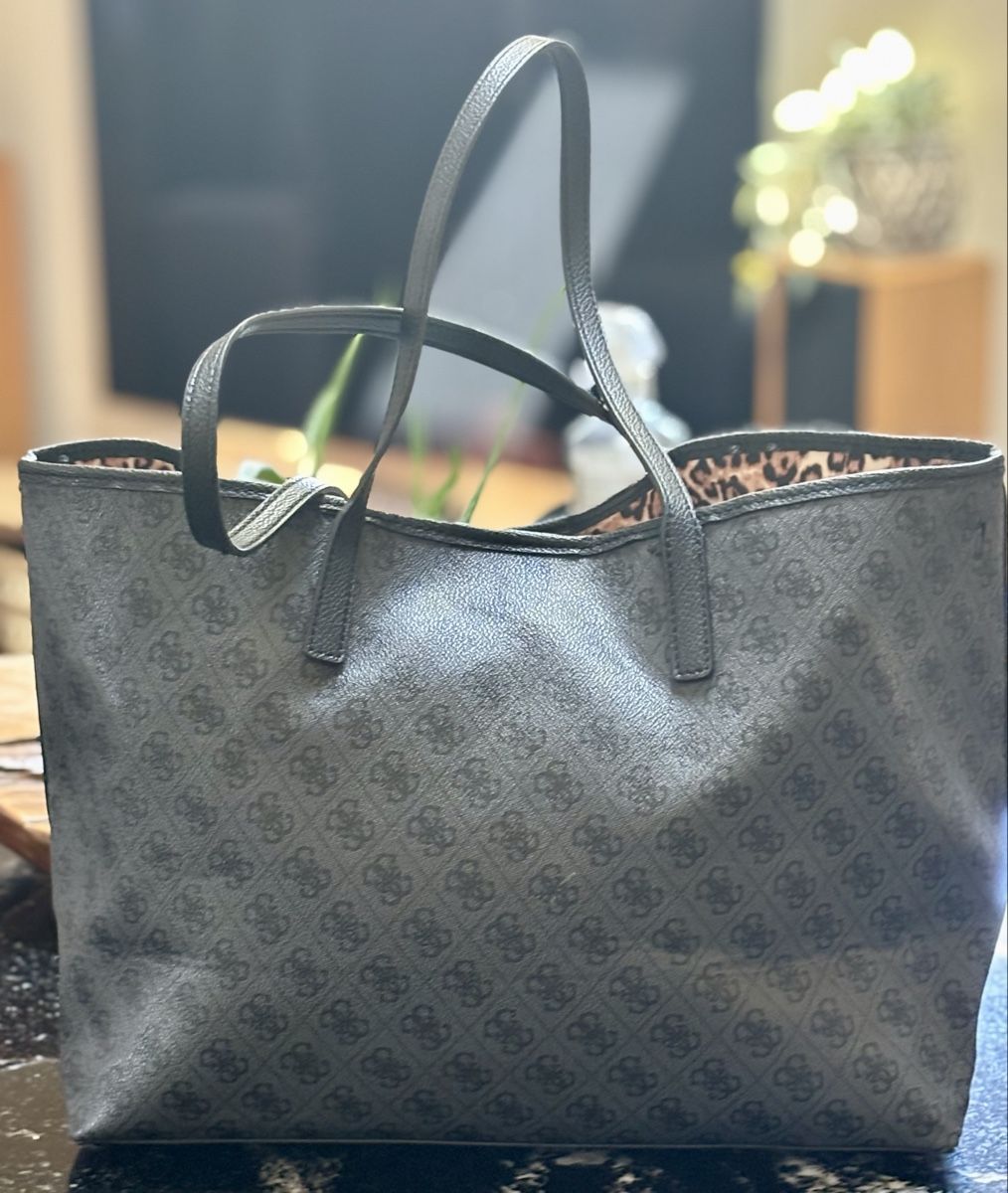 Guess Sacs femmes: Sac GUESS – D'occasion à Porrentruy par Zamourette 1