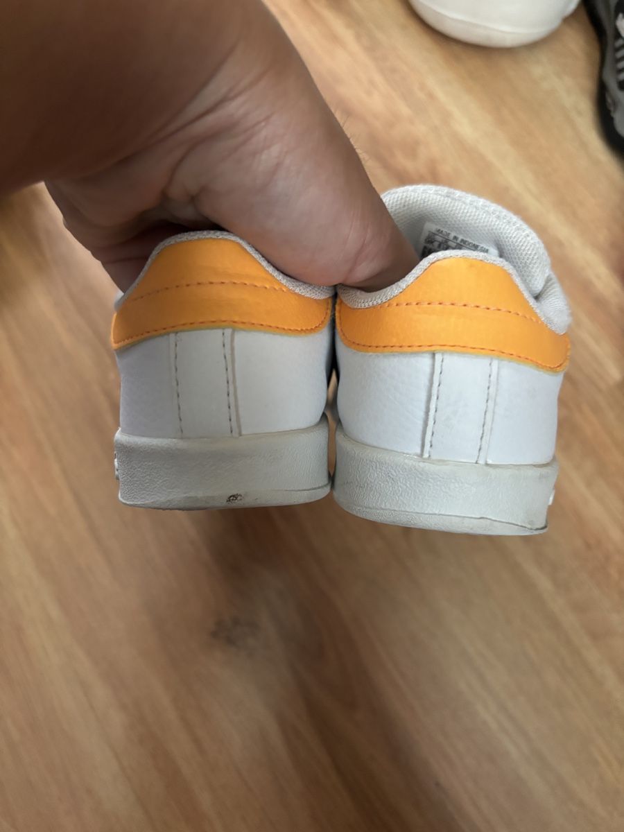 Adidas Scarpe per ragazzi: Kinderschuhe – Usato da volketswil venduto da Sisi521 2