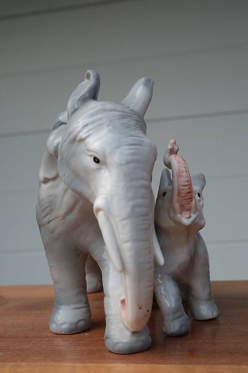 Statuette: Grosse Porzelan Elefantenskulptur, einzigartig, – Usato da Wittenbach venduto da Mulli48 1