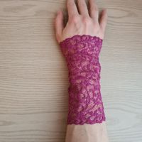 Armstulpen aus Spitze