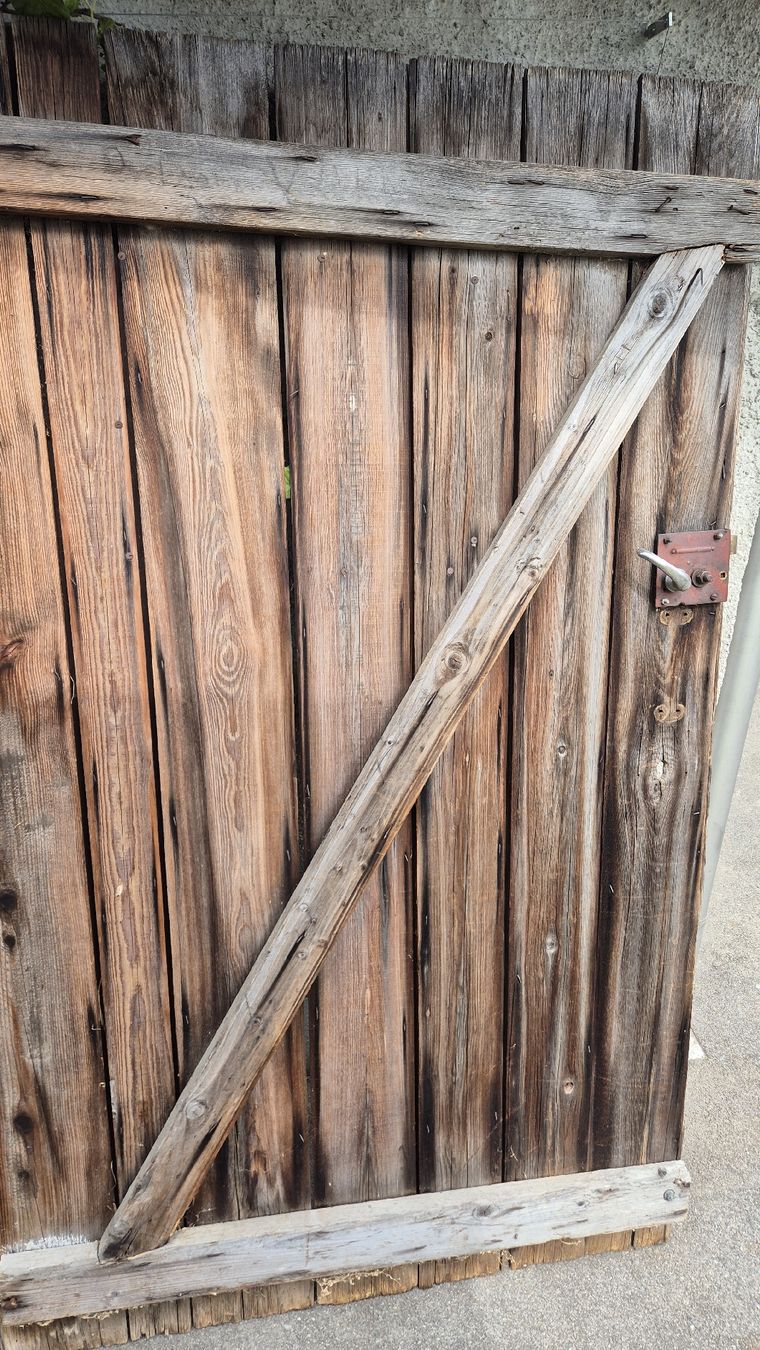Porte: Holztor, Shaby chic, Altholz – Difettoso da Wetzikon ZH venduto da Fagus 2