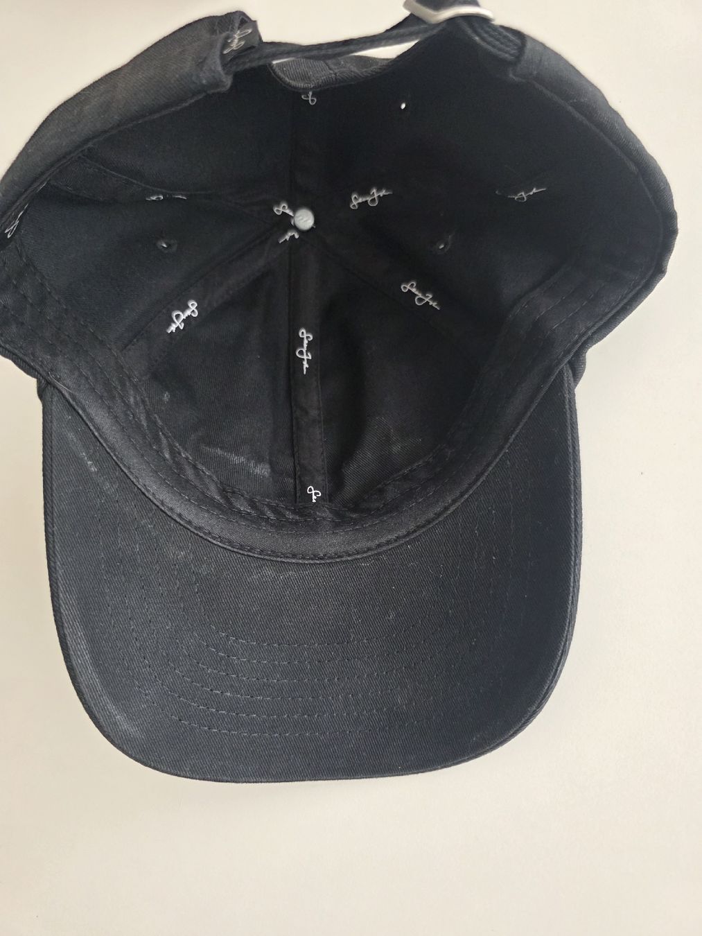 Hüte, Mützen & Caps: Schwarze Sean John Cap – Herren – Gebraucht aus Zürich von akw_n6nd 2