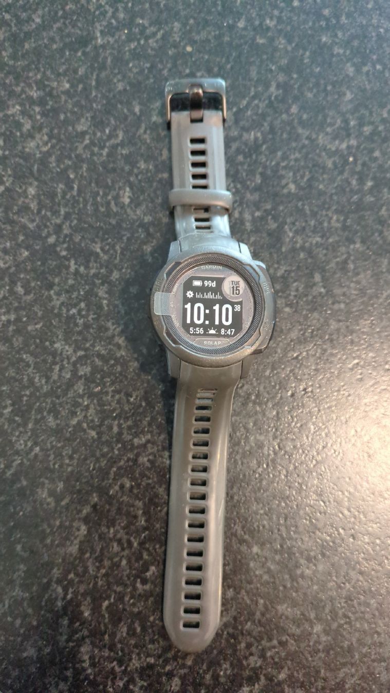 Garmin Smartwatch: Garmin Instinct 2S Solar Rugged GPS Smartwatch – Usato da Sugiez venduto da deviaje 2