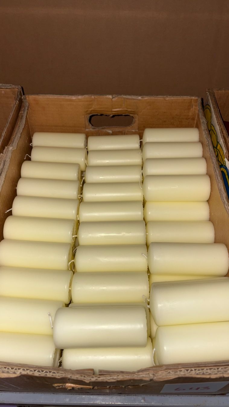 Kerzen: 643 Posten Kerzen aus Liquidation – Neu (gemäss Beschreibung) aus Derendingen von Meisterstuecke 1
