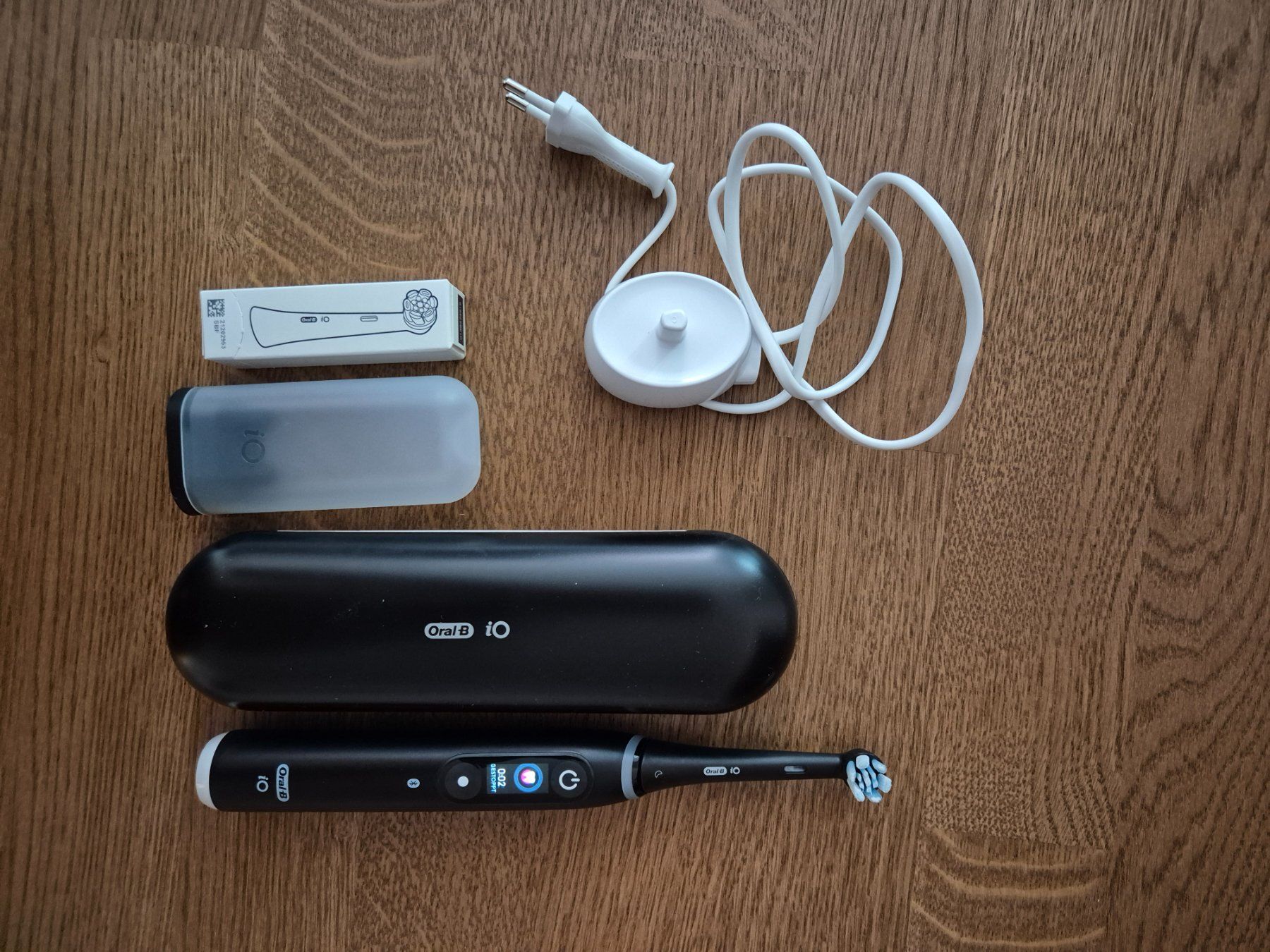 Oral B Zahnpflege: Oral-B iO Series 6+ Sensitive black – Neu (gemäss Beschreibung) aus Uitikon Waldegg von str_zqq8