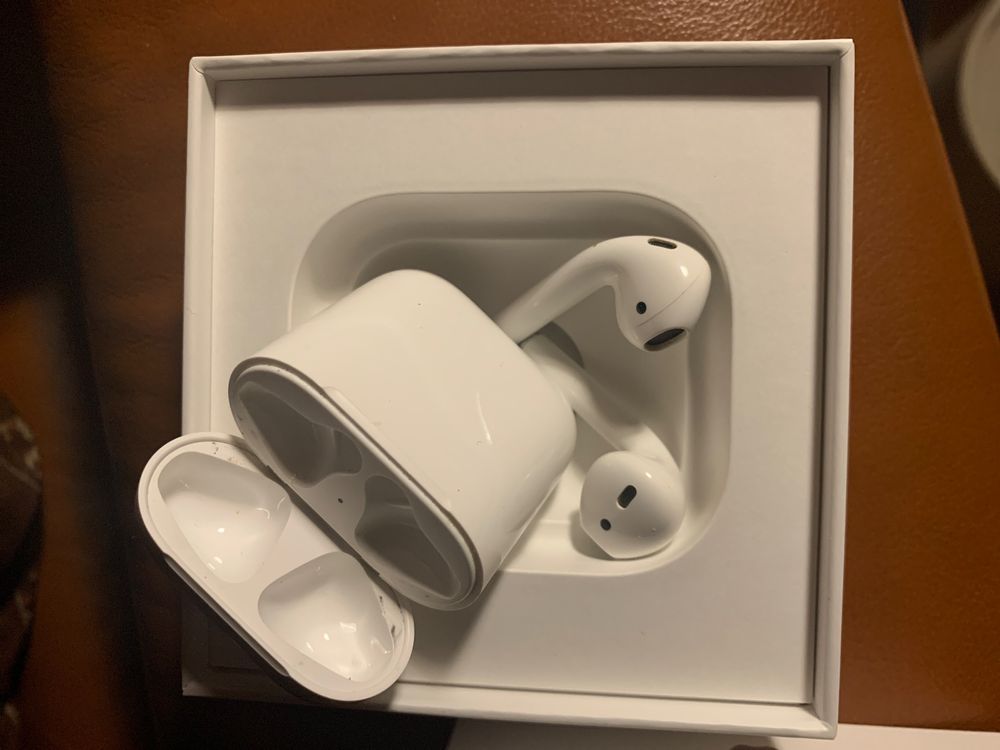 AirPods 1. Gen. | Kaufen auf Ricardo