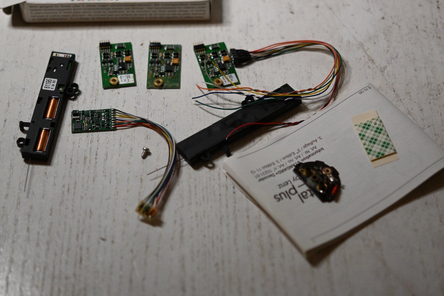 Modelleisenbahnen: Digital Plus Lokdecoder usw. mit OVP – Gebraucht aus Laupen ZH von Zmoewe