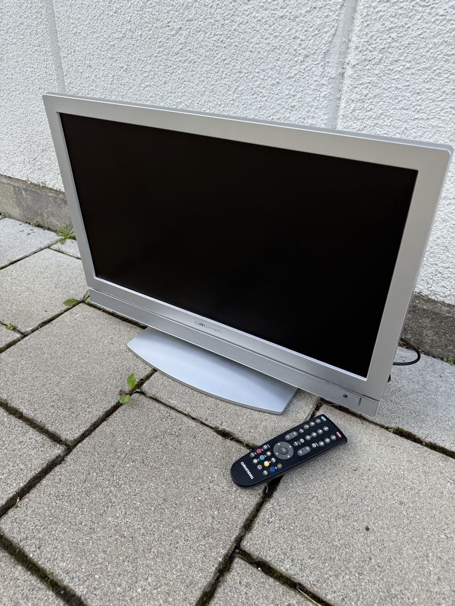 Grundig Appareils TV: LCD TV Grundig 22 Zoll – D'occasion à Elgg par dan_f8gv