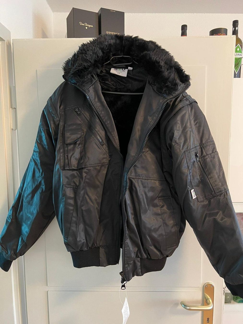 Vestes: Jacke – Neuf (Voir description) à Riehen par Vaniisha13
