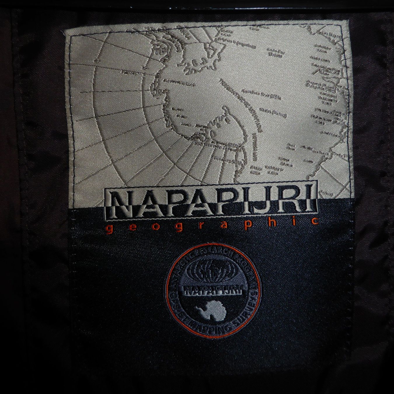 Napapijri Jacken: Winterjacke NAPAPIJRI, Gr. XXL – Gebraucht aus St.Gallen von regenbogen5 1