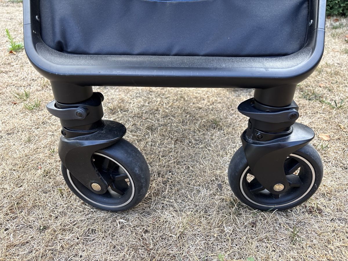 Joie Carrozzine: Joie Reisebuggy mit Schafsfell  – Usato da Pratteln venduto da StephanR_89 5