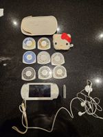 Sony PSP 1004 Set Weiss mit 9 UMDs und Zubehör ohne Batterie