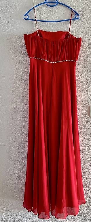 Vestiti: Abendkleid Rot – Usato da Nussbaumen AG venduto da JwC771 1