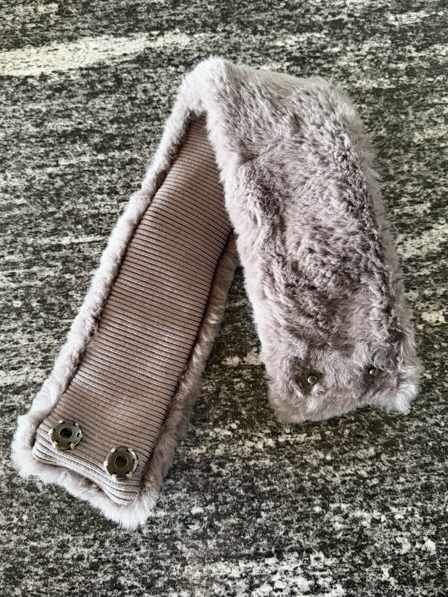 Twinset Jacken: Twin-Set fur puffer jacket – Gebraucht aus Uerikon von kot_7lql 1