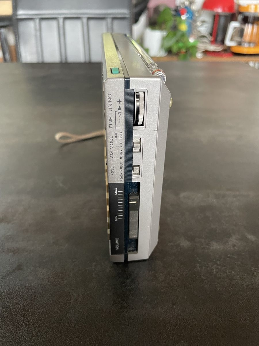Sony Radio: Radio Sony ICF-7600D – Usato da Vallamand venduto da Bricbracbroc82 2
