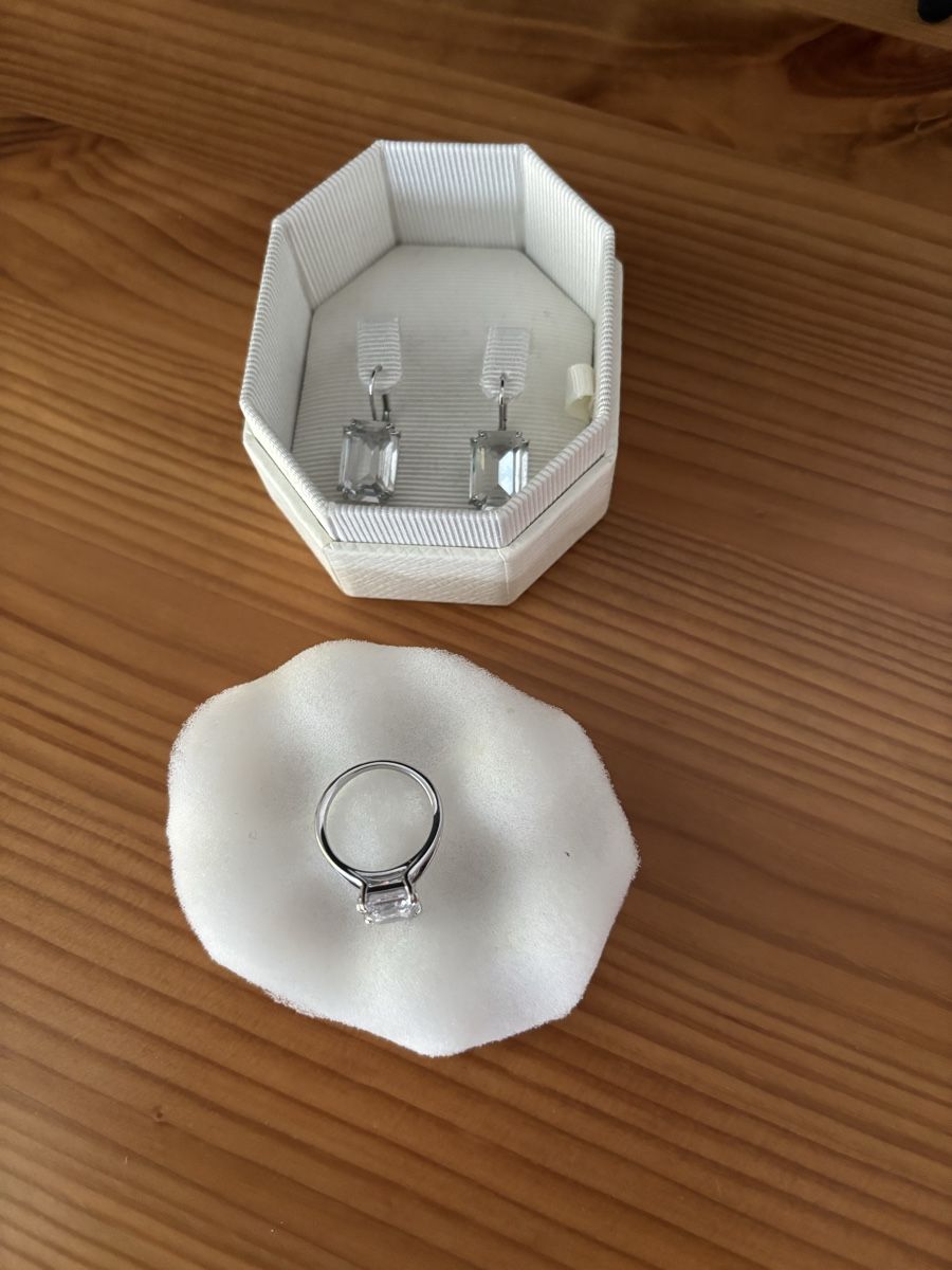 Swarovski Altri gioielli: Swarovski Set: Ring und Ohrringe – Usato da Steckborn venduto da Fee19