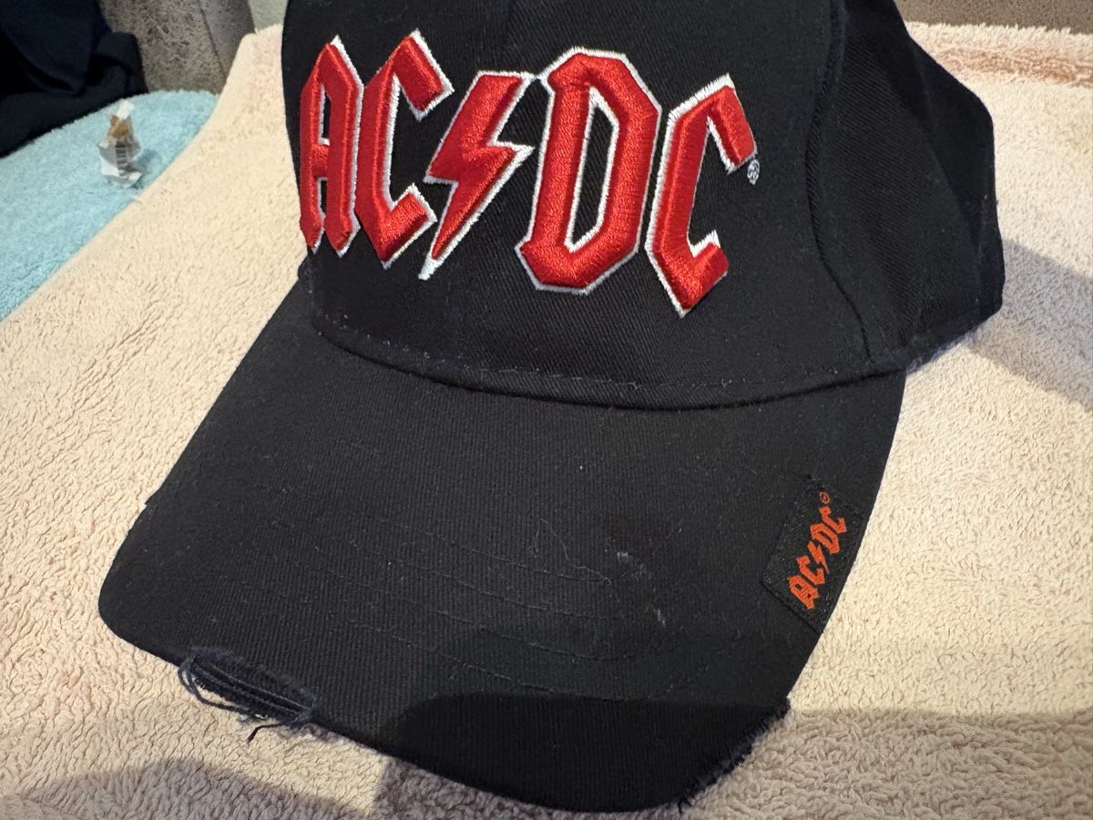 Copricapi, berretti & cappellini: AC/DC Mütze NEU – Nuovo e nell'imballaggio originale da Herzogenbuchsee venduto da warrior77 1