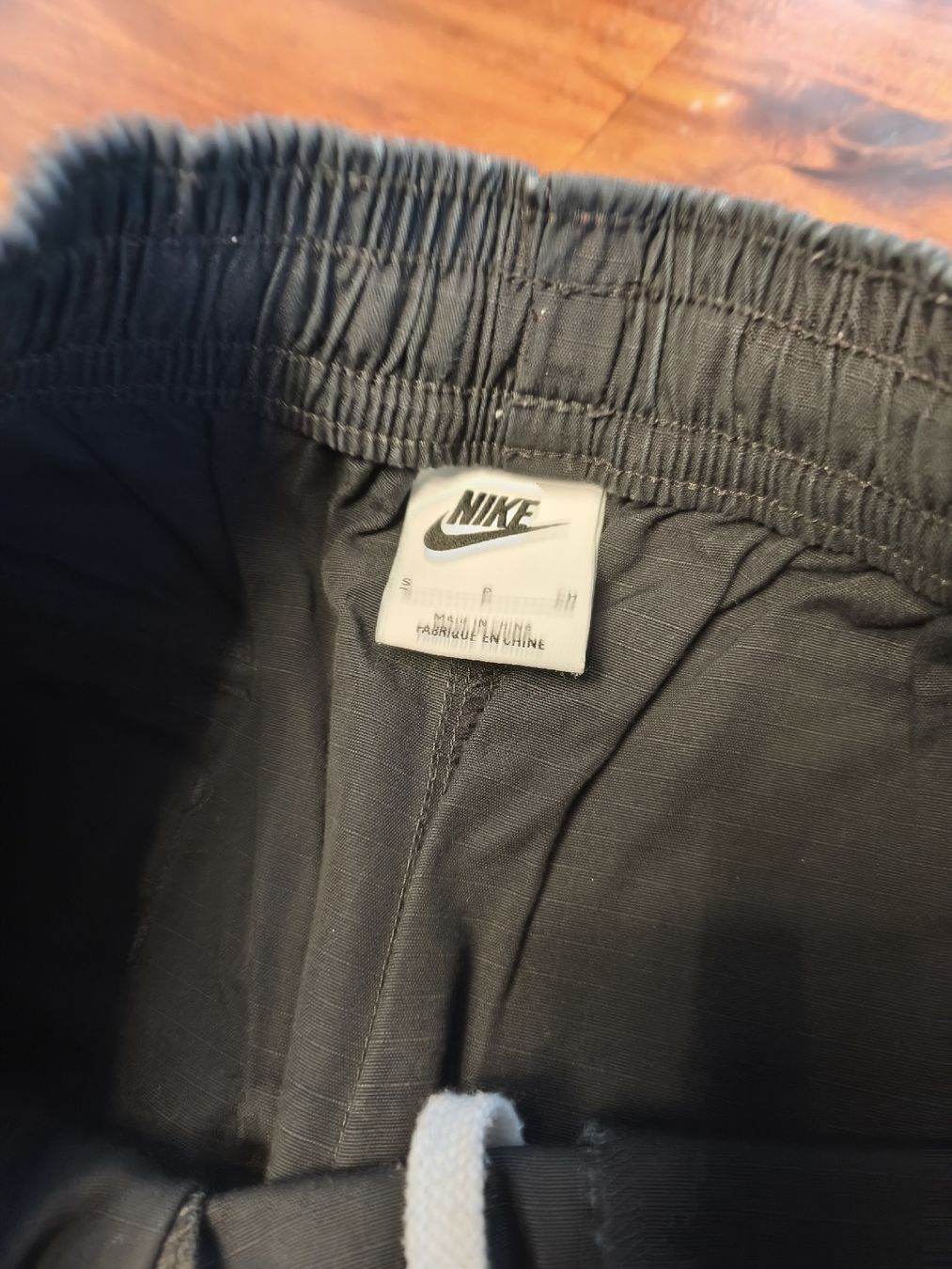 Nike Pantaloni: Trennerhose, NIKE, grösse S, Schwarzh – Usato da Wohlen AG venduto da art_9qvl 2