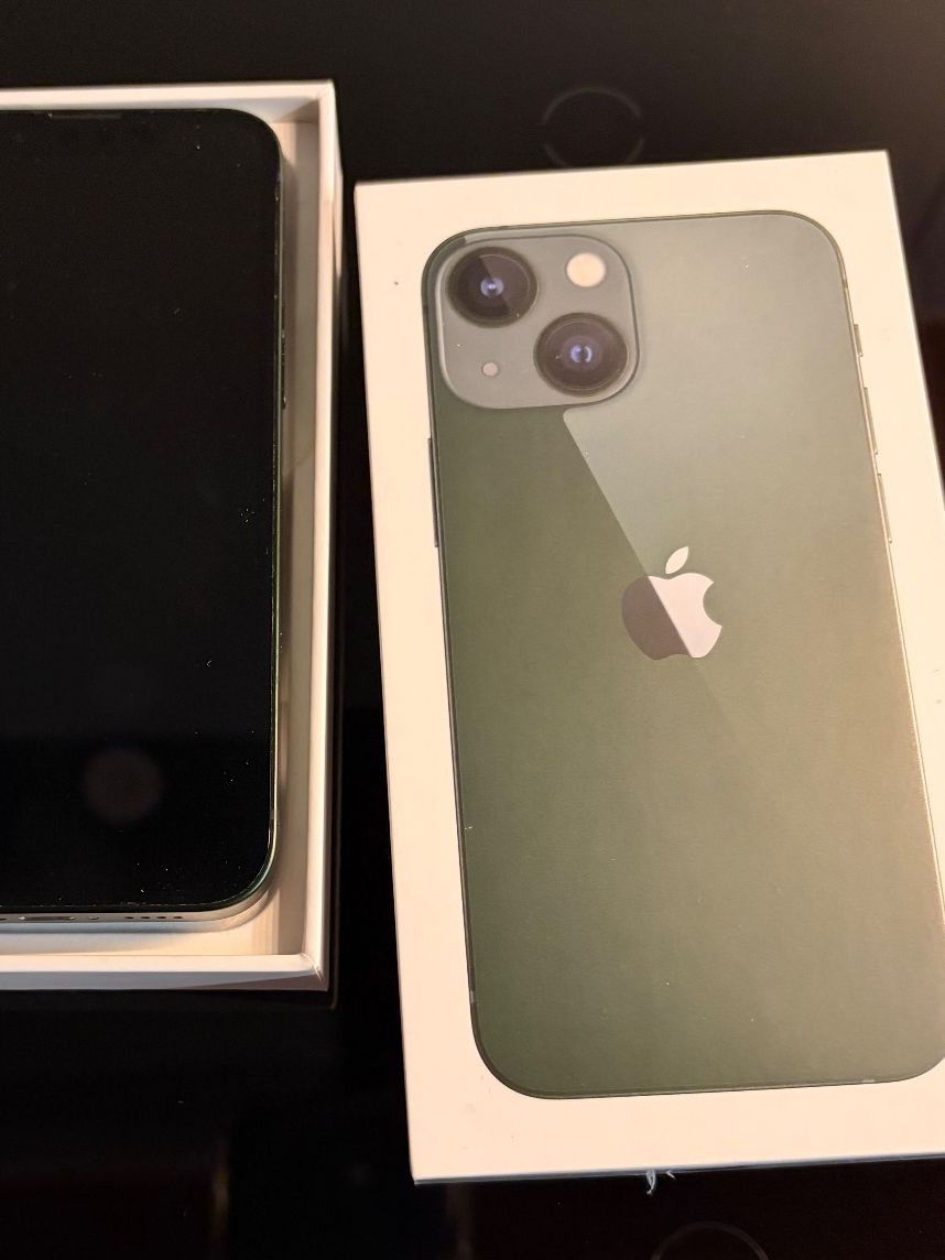 Apple Telefoni cellulari / Smartphones: iPhone 13 mini 128GB Green, Ladebuchsenwackel – Usato da Brunnadern venduto da isa_mml7 1