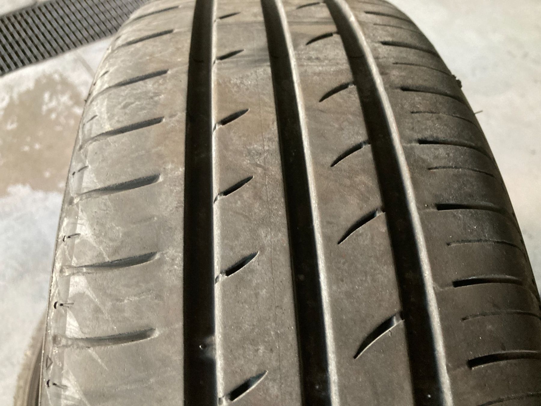 Pneus & Kompletträder: 185/65R15 Sommerpneu – Gebraucht aus Cham von Cham6332 4