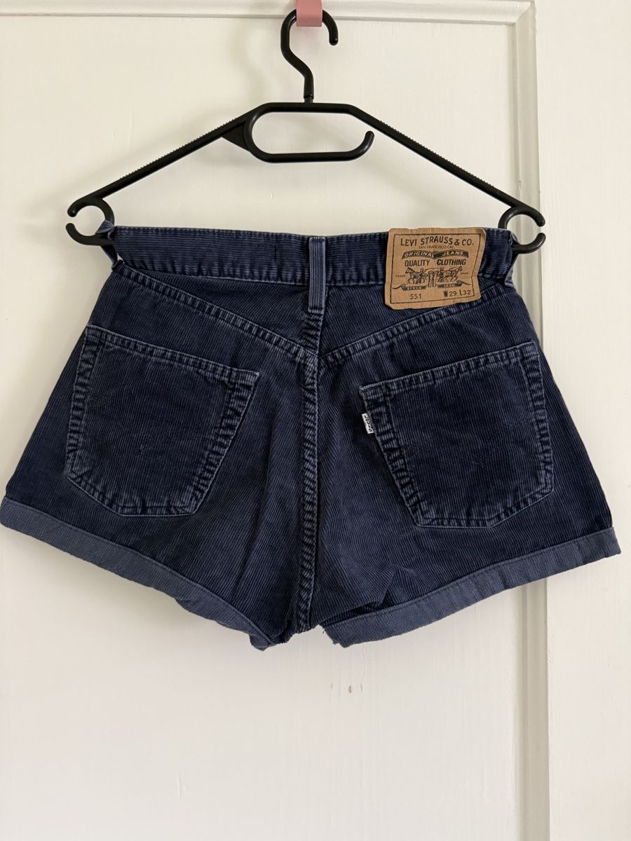 Levi's Pantaloni: Levis Short von Fizzen – Usato da Bern venduto da lin_szz2 1