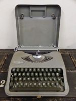 Hermes Baby Schreibmaschine 1954