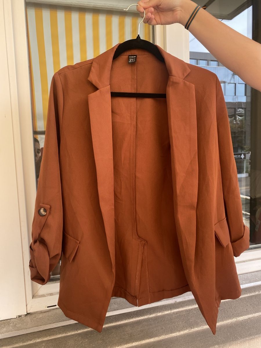 Shein Jacken: SHEIN Blazer (small) – Gebraucht aus Zürich von spa_l5fv