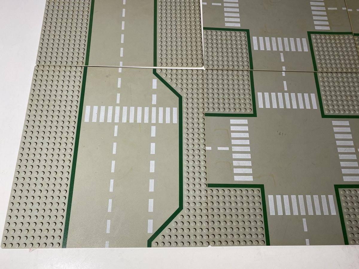 Lego Spielzeuge: 10 Lego Strassenplatten – Gebraucht aus Winterthur von ben_9vxx 2