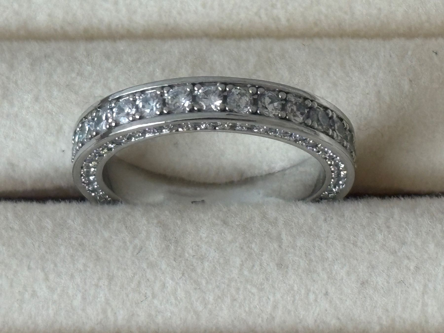Anelli: Luxus Elegante Gr: 18/8 Memoire Ring  Farbe Silber – Nuovo (secondo la descrizione) da Biel-Bienne venduto da Roserosse13 1