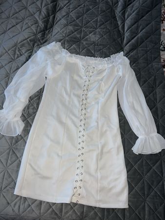 weisses Kleid