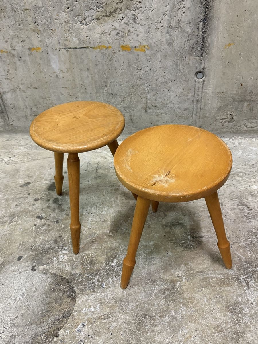Sgabelli: Zwei schöne Holz-Hocker/Taburettli – Usato da Bern venduto da Pet-zi 1